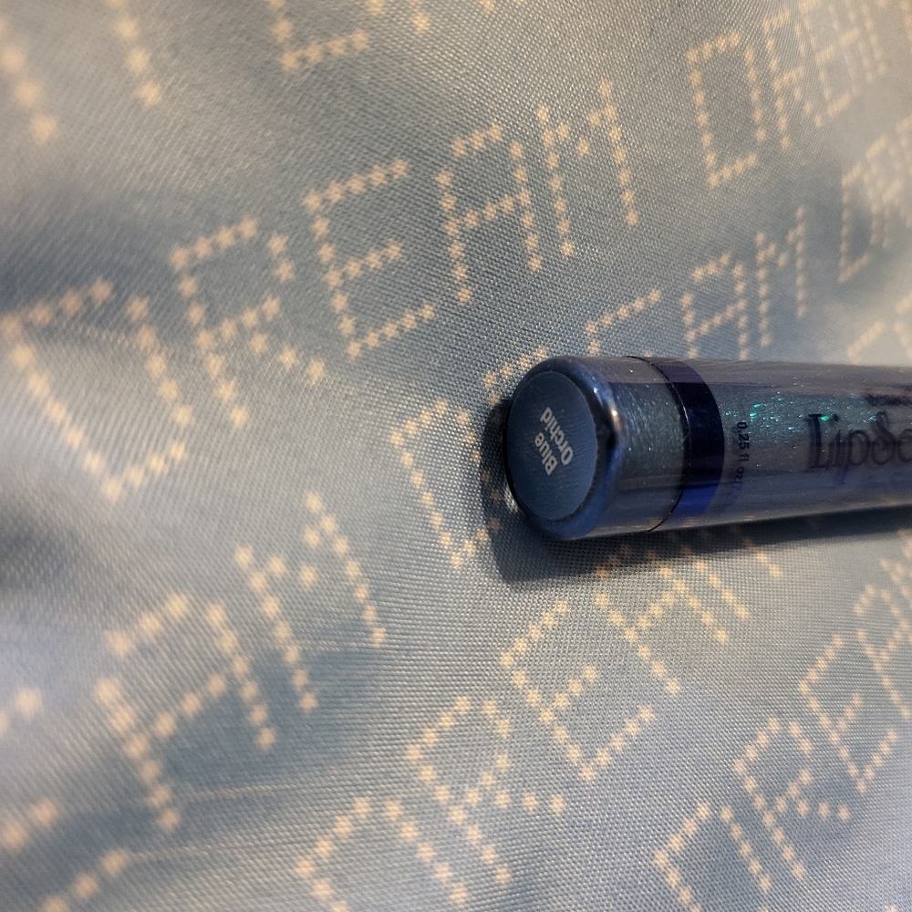 NWT Blue Orchid LipSense Gloss - Picture 3 of 3